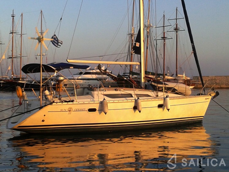 Sun Odyssey 33 - Yacht Charter Sailica