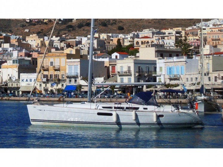 Sun Odyssey 44 i - Yacht Charter Sailica