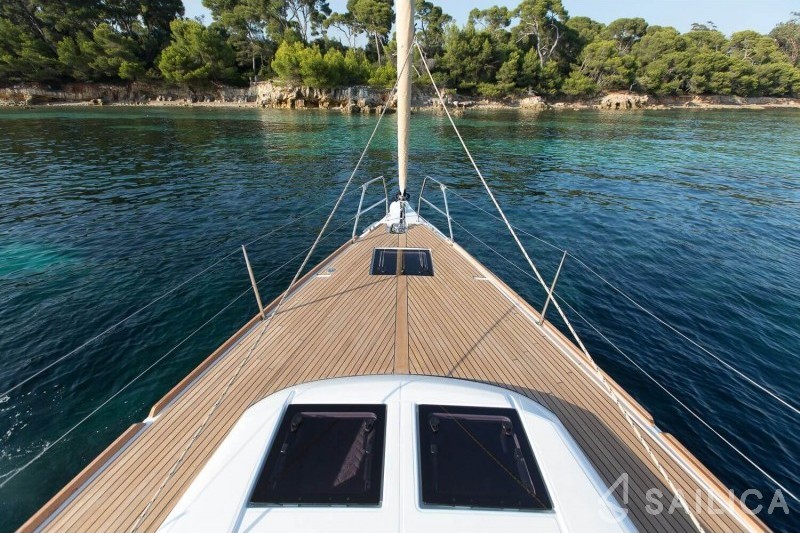Dufour 460 GL - Yacht Charter Sailica