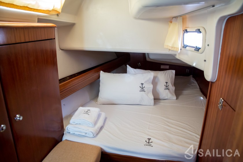 Bavaria 44 - Yacht Charter Sailica