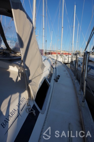 Bavaria 44 - Yacht Charter Sailica