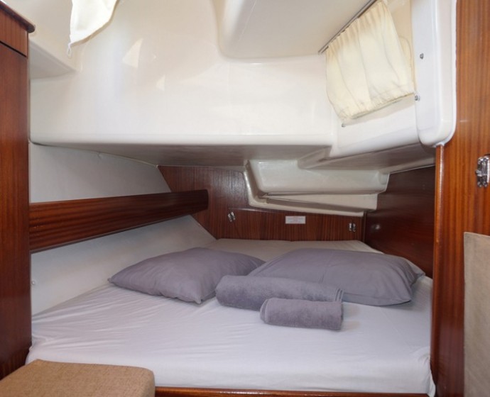Bavaria 44 - Yacht Charter Sailica