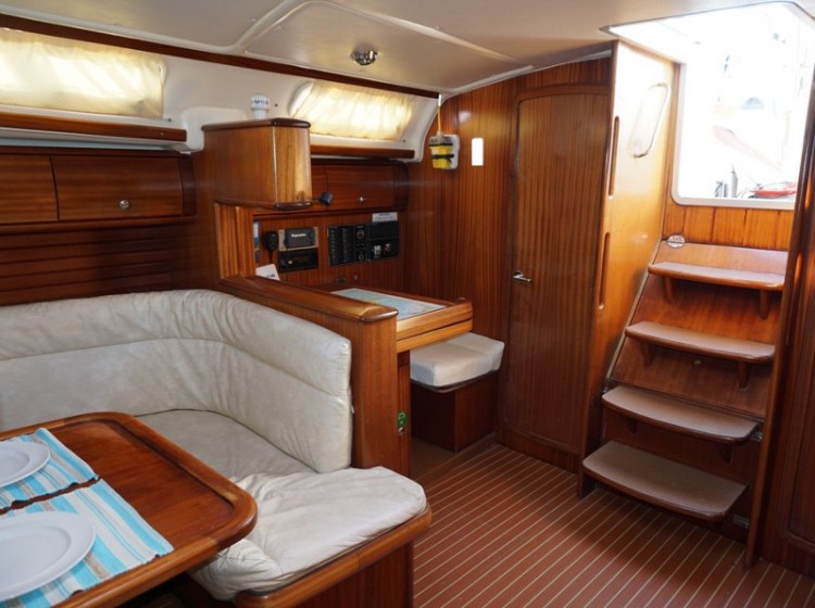 Bavaria 44 - Yacht Charter Sailica