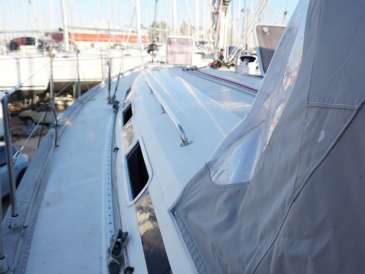 Bavaria 44 - Yacht Charter Sailica