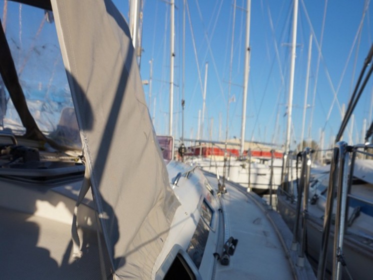 Bavaria 44 - Yacht Charter Sailica
