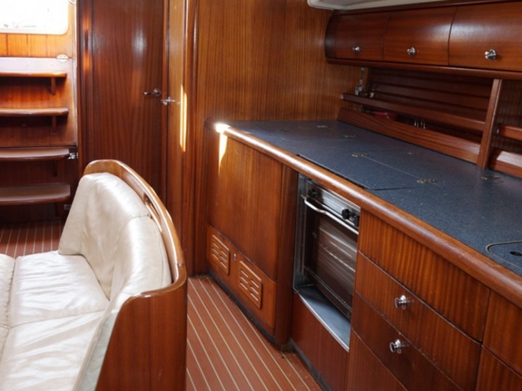 Bavaria 44 - Yacht Charter Sailica