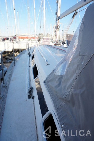 Bavaria 44 - Yacht Charter Sailica