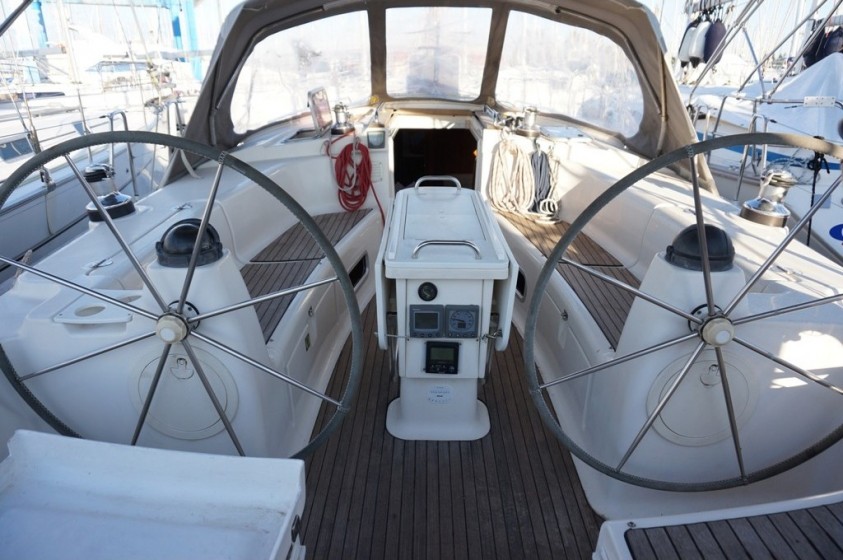 Bavaria 44 - Yacht Charter Sailica