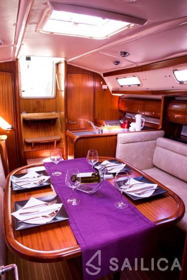 Bavaria 36 - Yacht Charter Sailica
