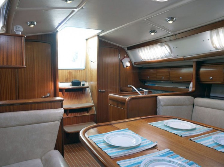 Bavaria 36 - Yacht Charter Sailica