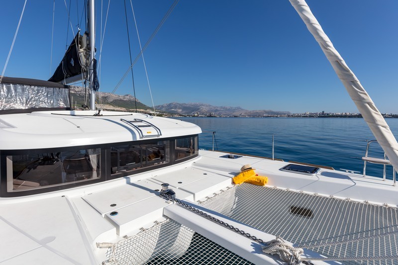 Lagoon 40 - Yacht Charter Sailica