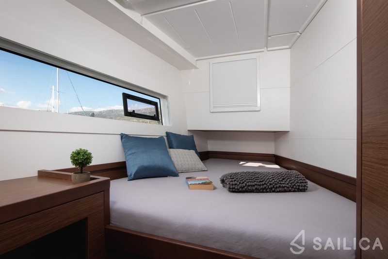 Lagoon 40 - Yacht Charter Sailica