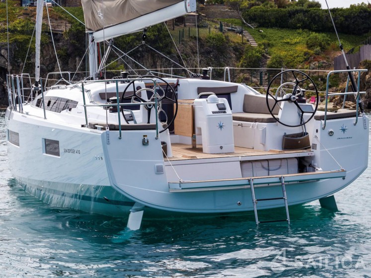 Sun Odyssey 410 - Yacht Charter Sailica