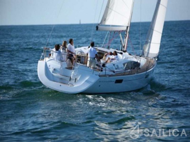Sun Odyssey 42DS - Yacht Charter Sailica