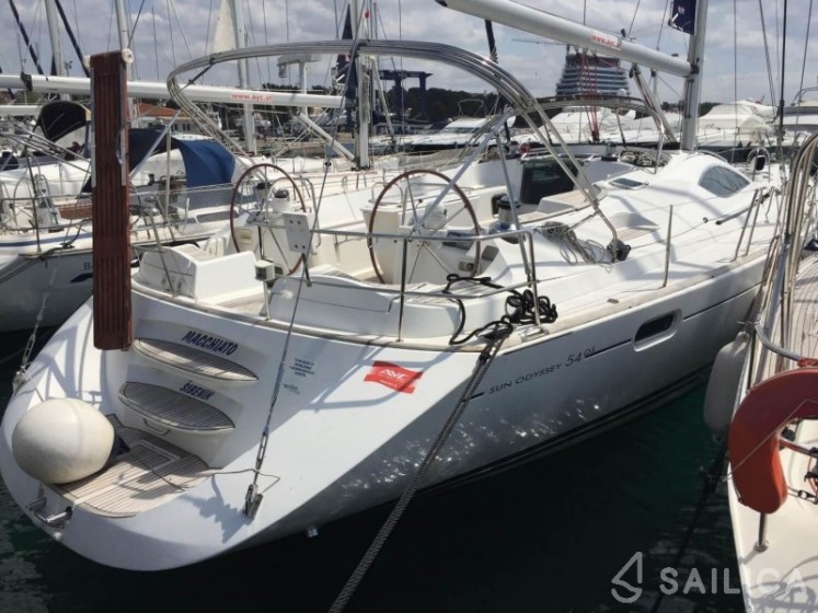 Sun Odyssey 54DS - Yacht Charter Sailica