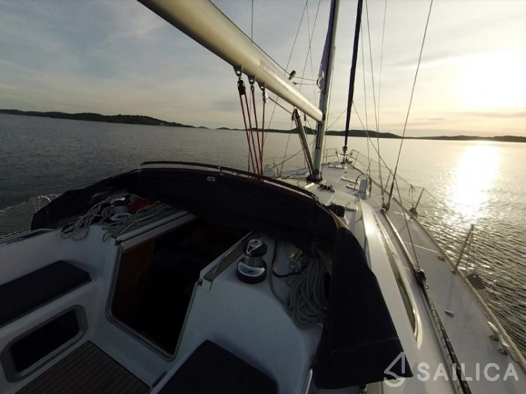 Sun Odyssey 54DS - Yacht Charter Sailica