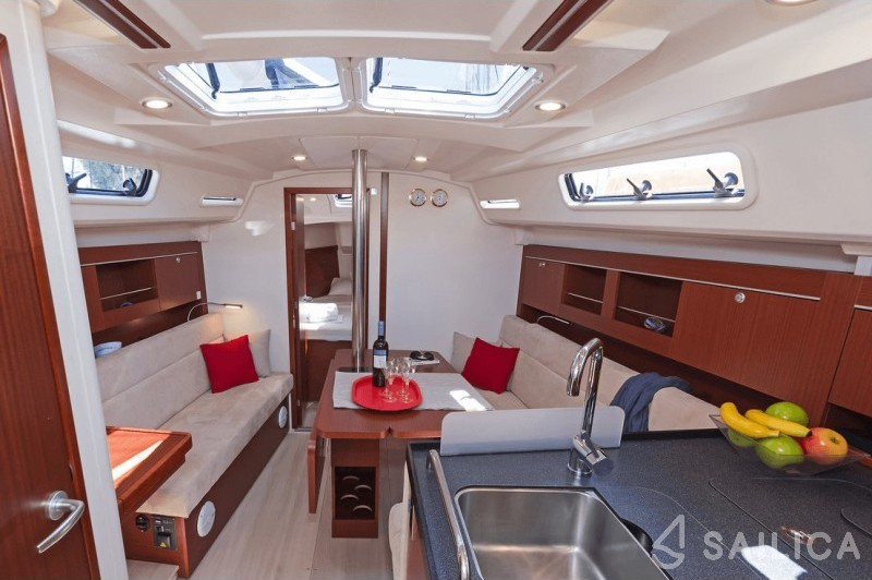 Hanse 345 - Yacht Charter Sailica