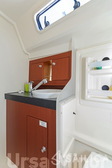 Hanse 345 - Yacht Charter Sailica