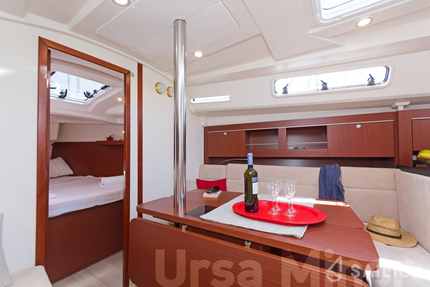 Hanse 345 - Yacht Charter Sailica