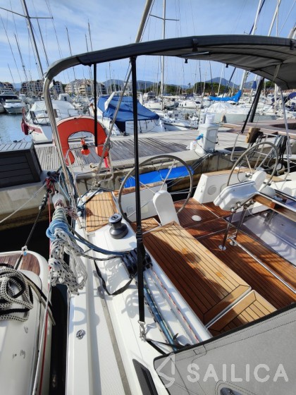 Hanse 345 - Yacht Charter Sailica