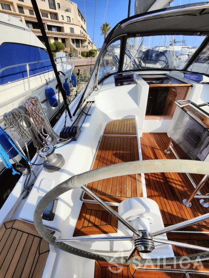 Hanse 345 - Yacht Charter Sailica