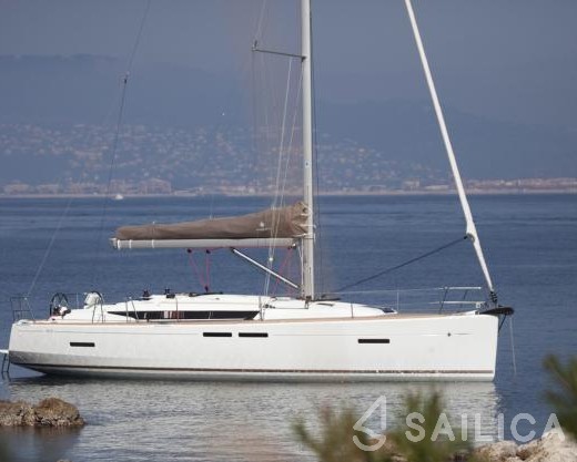 Sun Odyssey 419 - Yacht Charter Sailica