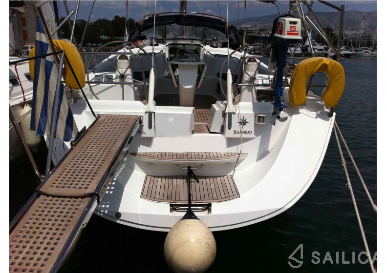 Sun Odyssey 49 DS - Yacht Charter Sailica