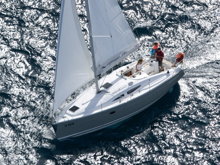 Elan 344 Impression - Yacht Charter Sailica