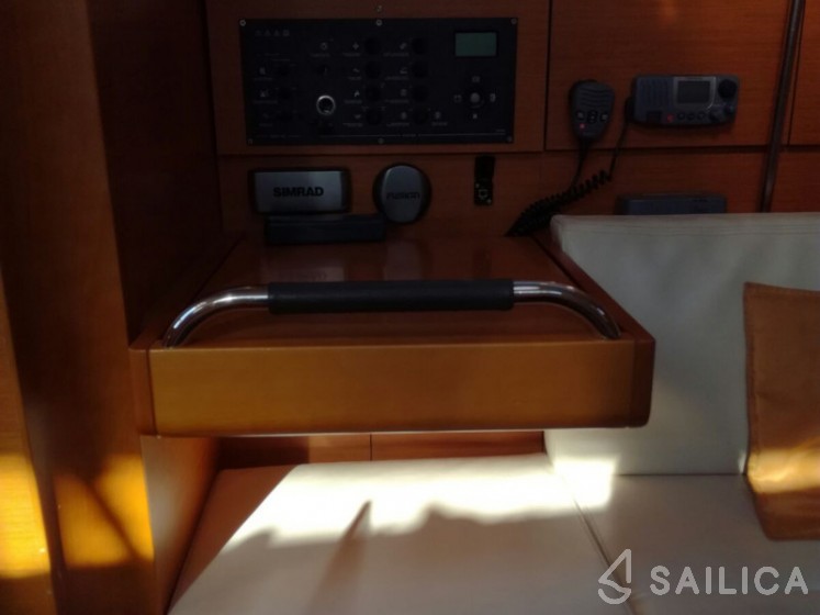 Sun Odyssey 379 - Yacht Charter Sailica