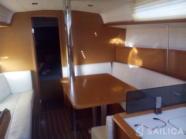Sun Odyssey 379 - Yacht Charter Sailica