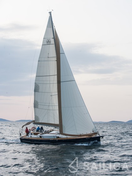 Dufour 460 GL - Yacht Charter Sailica