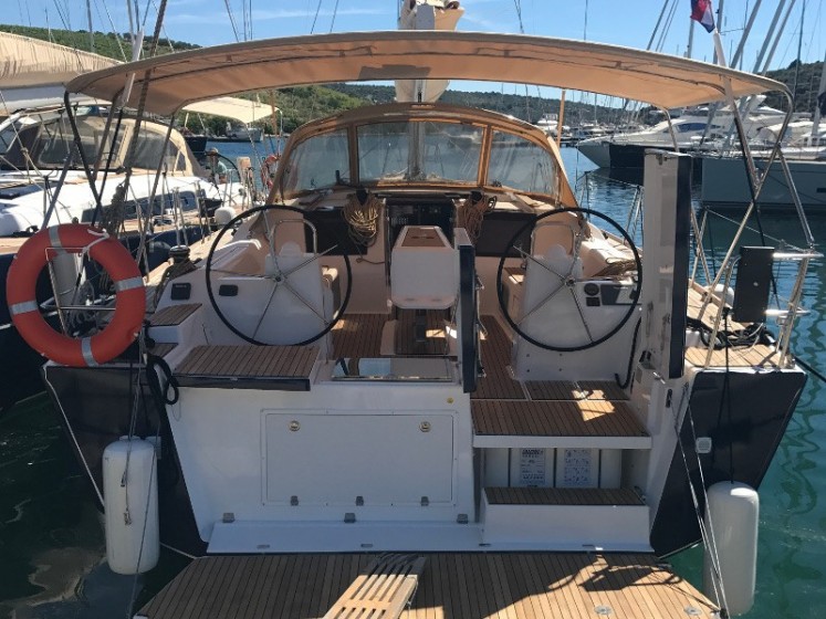 Dufour 460 GL - Yacht Charter Sailica