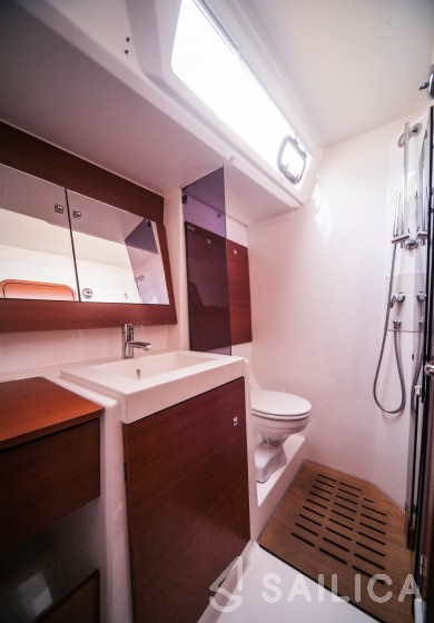 Dufour 56 Exclusive - Yacht Charter Sailica