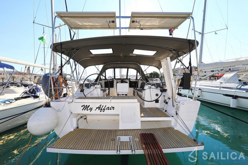Dufour 412 GL - Yacht Charter Sailica