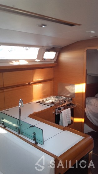 Sun Odyssey 449 - Yacht Charter Sailica