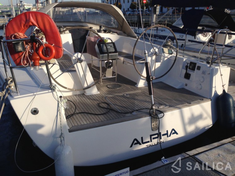 Hanse 385 - Yacht Charter Sailica