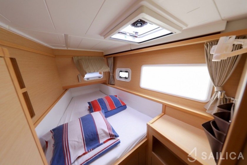 Lagoon 39 - Yacht Charter Sailica
