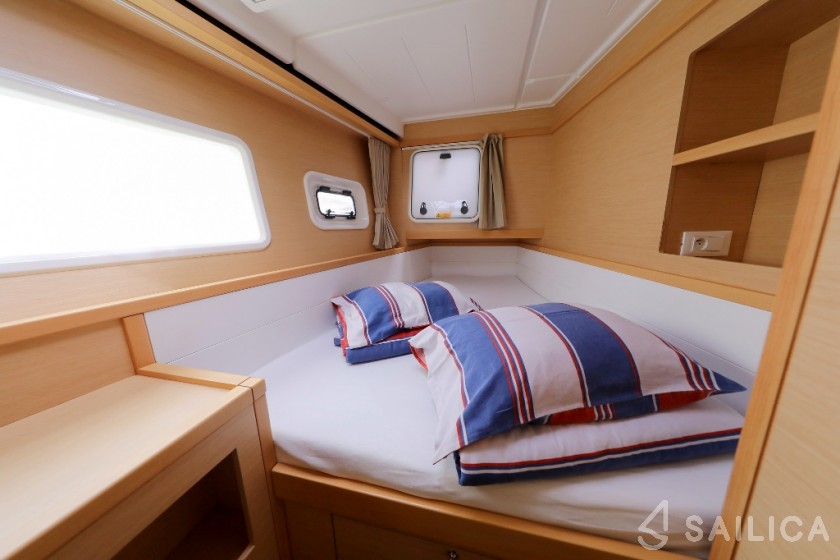 Lagoon 39 - Yacht Charter Sailica