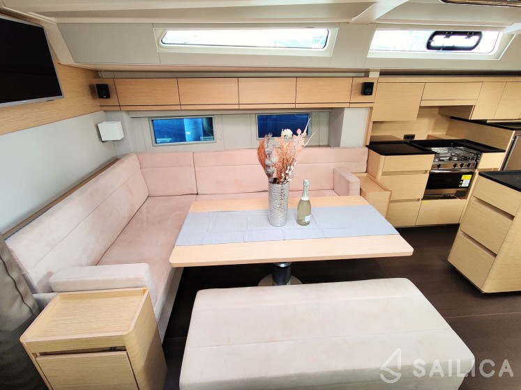 Hanse 548 - Yacht Charter Sailica