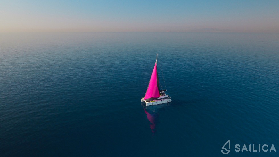 Lagoon 560 S2 - Yacht Charter Sailica