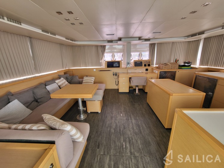 Lagoon 560 S2 - Yacht Charter Sailica
