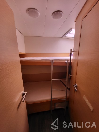 Lagoon 560 S2 - Yacht Charter Sailica