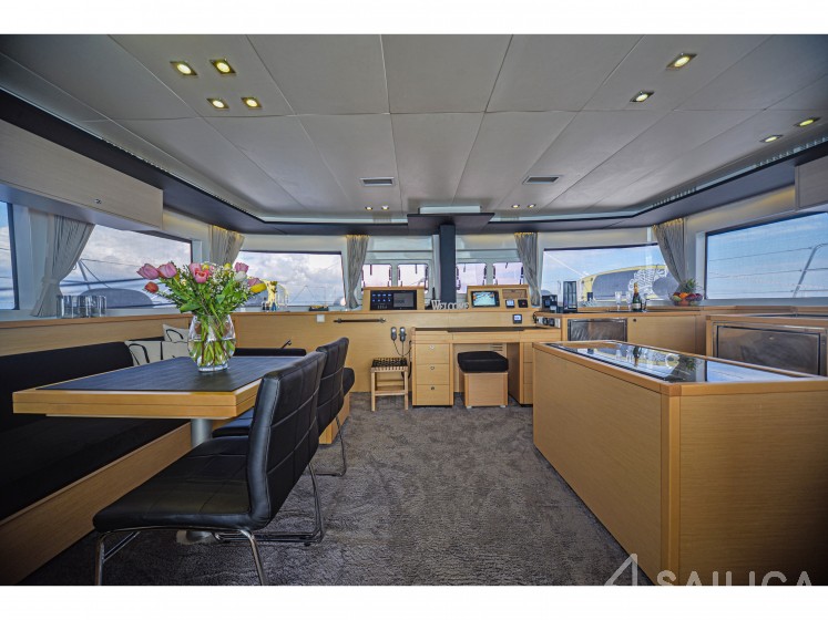 Lagoon 560 S2 - Yacht Charter Sailica