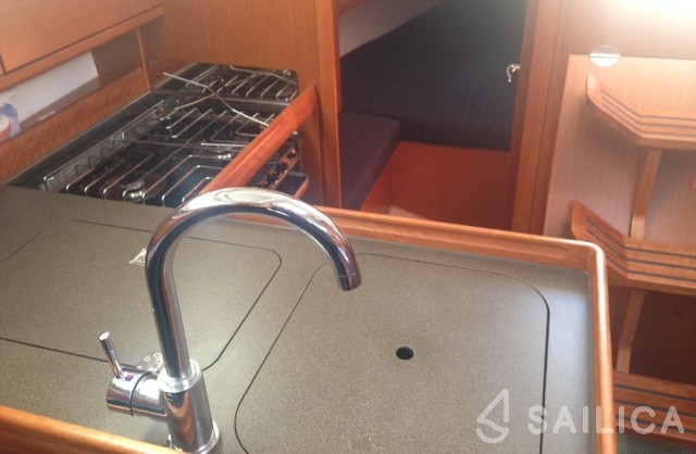 Bavaria Cruiser 34 - Yacht Charter Sailica