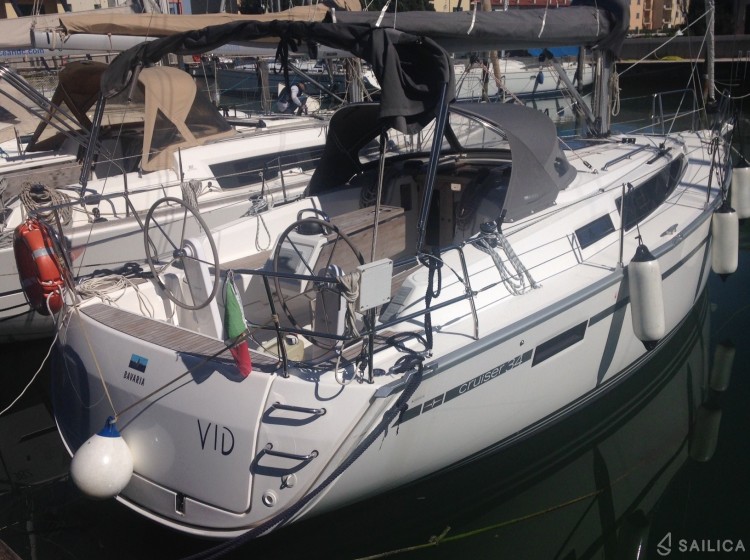Bavaria Cruiser 34 - Yacht Charter Sailica