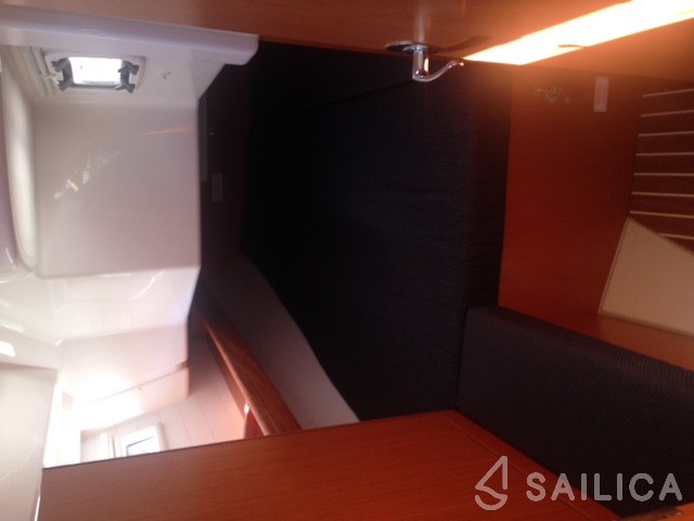 Bavaria Cruiser 34 - Yacht Charter Sailica