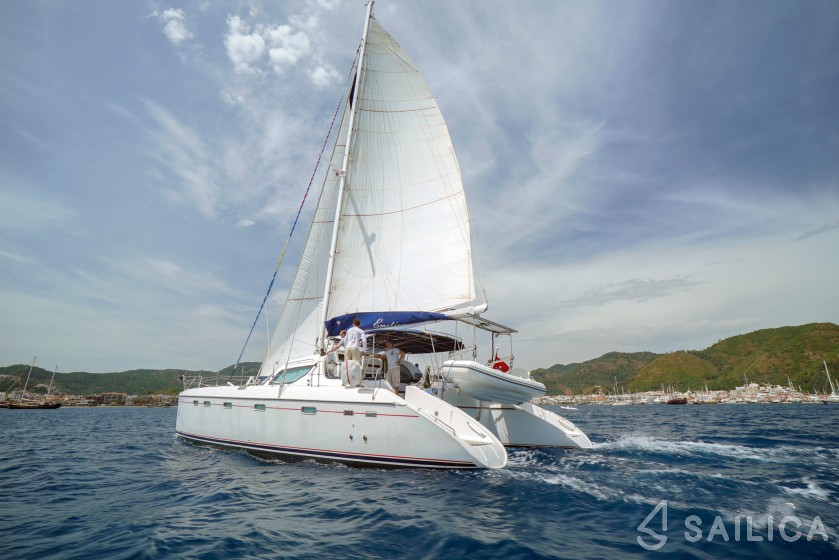 Privilege 465 - Yacht Charter Sailica