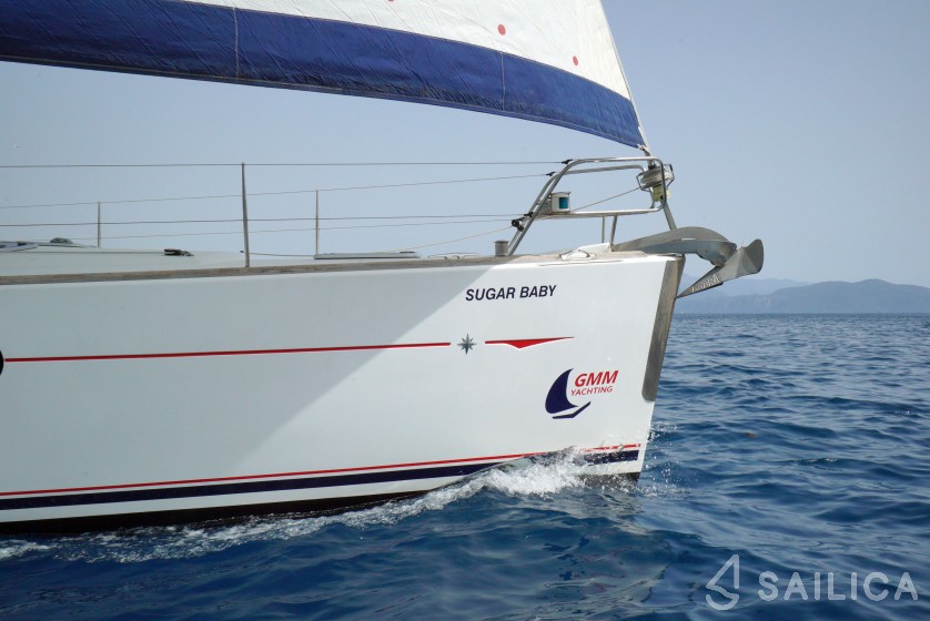 Jeanneau 53 - Yacht Charter Sailica
