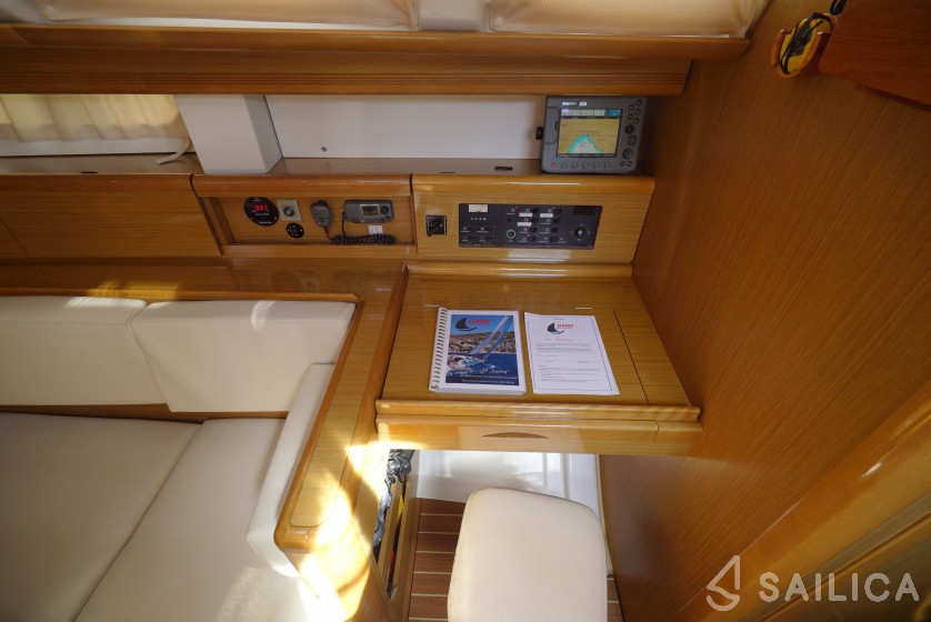 Sun Odyssey 49i - Yacht Charter Sailica
