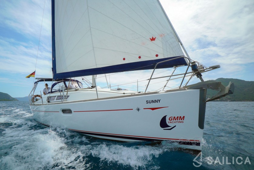 Sun Odyssey 36i - Yacht Charter Sailica